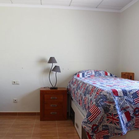 Bungalow Frente Al Mar Τορεβιέχα Εξωτερικό φωτογραφία