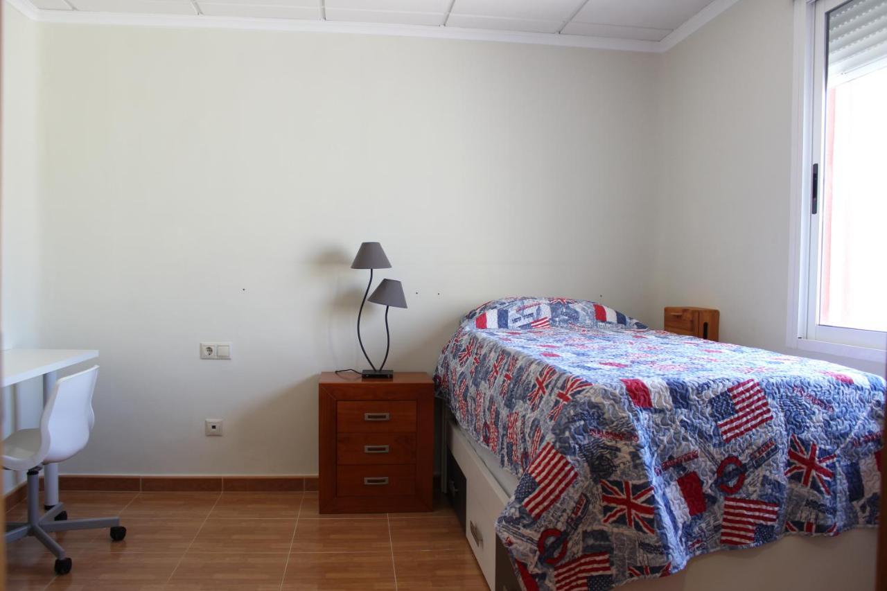 Bungalow Frente Al Mar Τορεβιέχα Εξωτερικό φωτογραφία