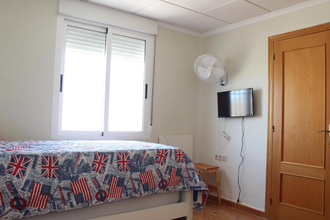Bungalow Frente Al Mar Τορεβιέχα Εξωτερικό φωτογραφία