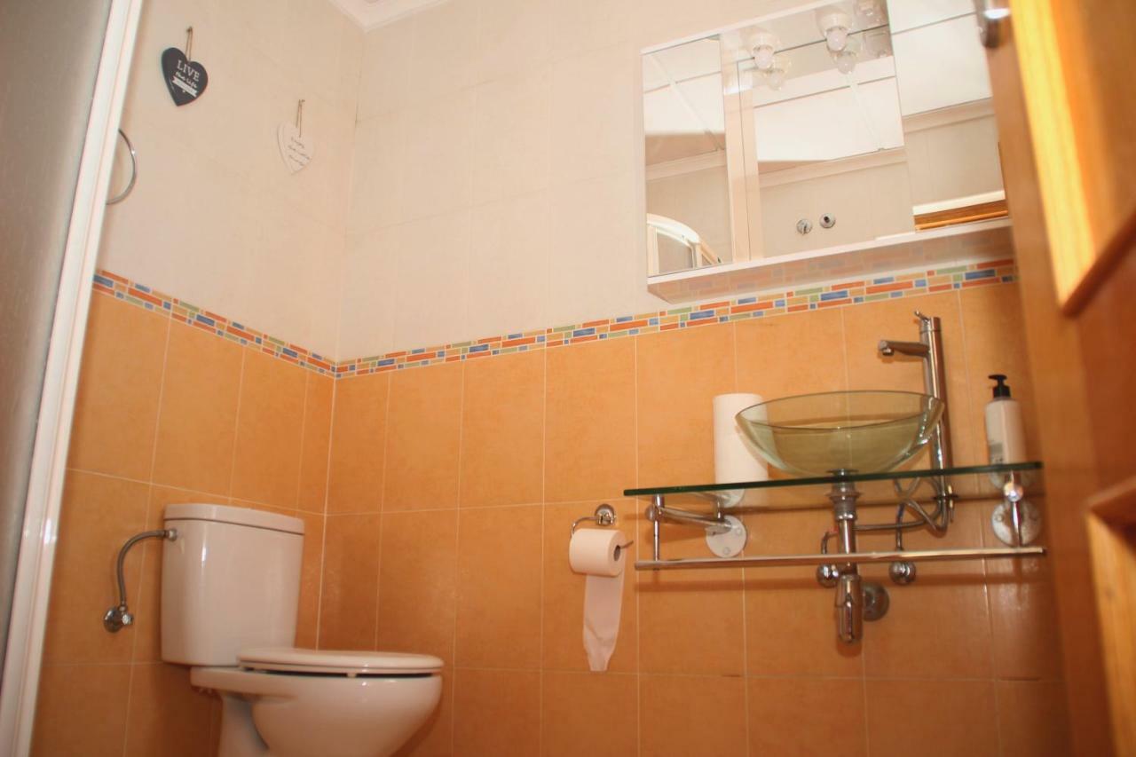 Bungalow Frente Al Mar Τορεβιέχα Εξωτερικό φωτογραφία