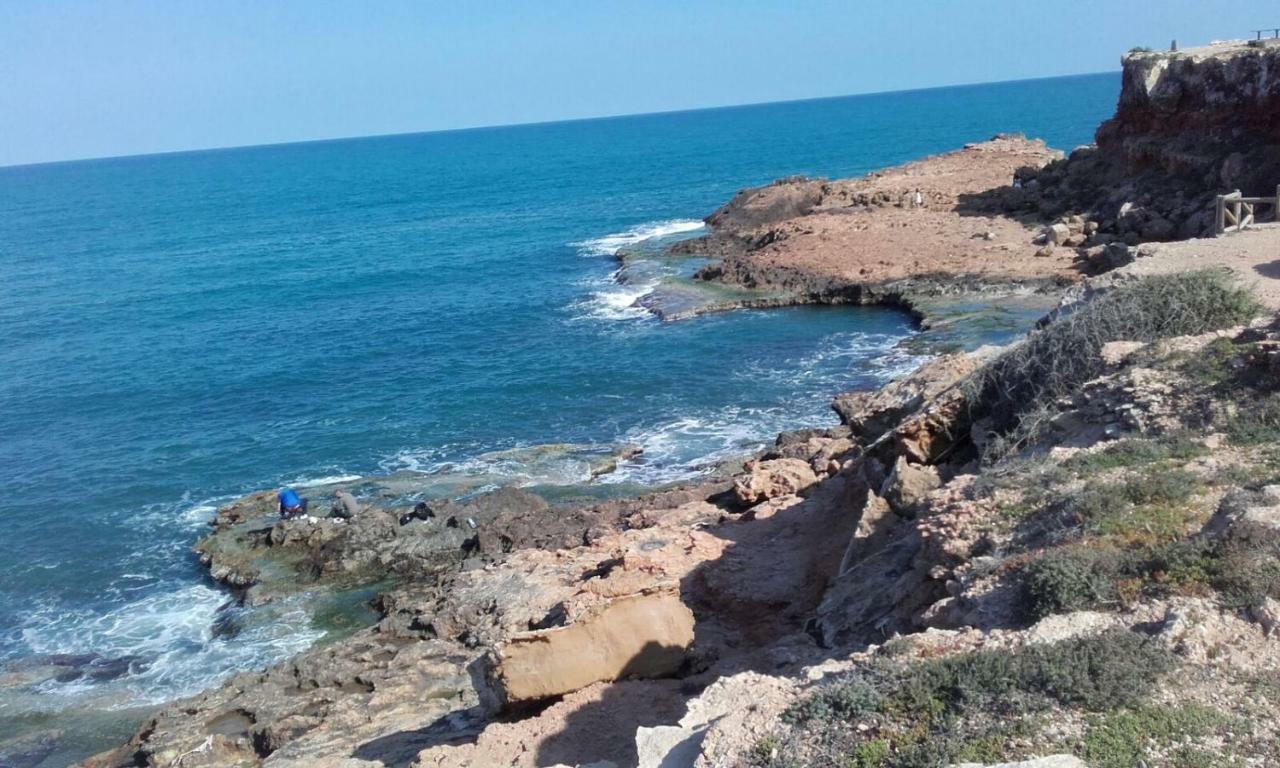 Bungalow Frente Al Mar Τορεβιέχα Εξωτερικό φωτογραφία