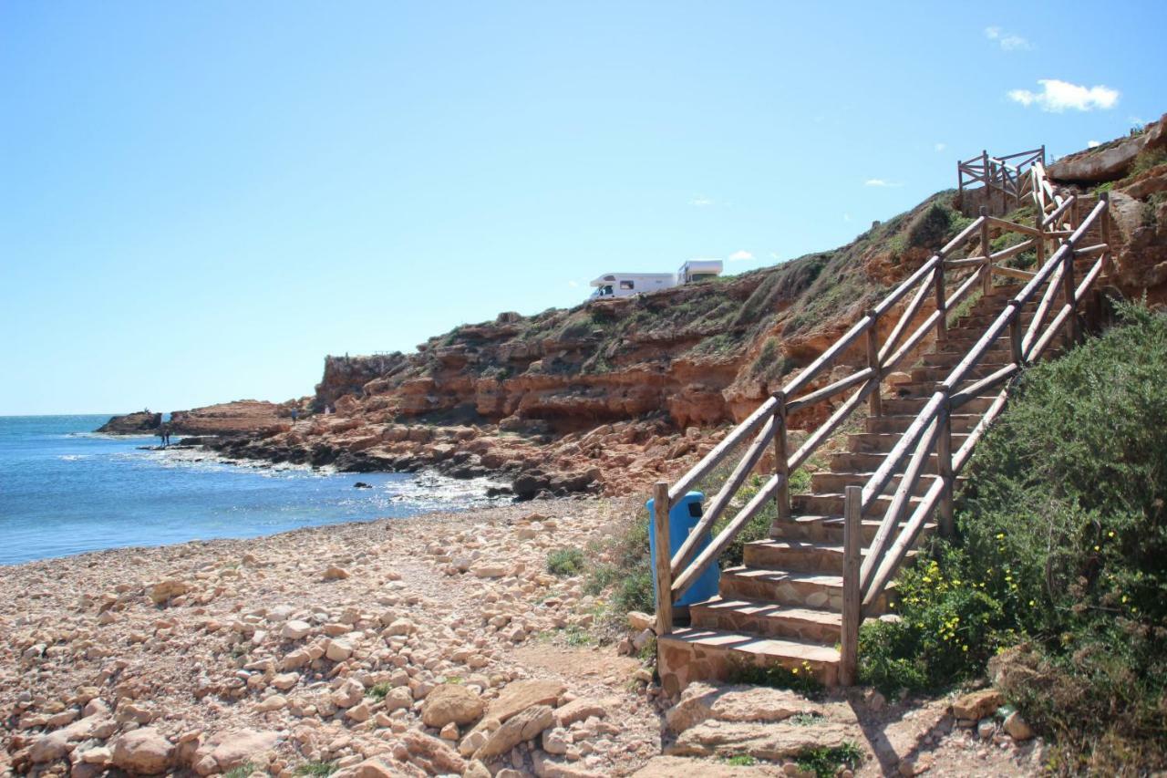 Bungalow Frente Al Mar Τορεβιέχα Εξωτερικό φωτογραφία